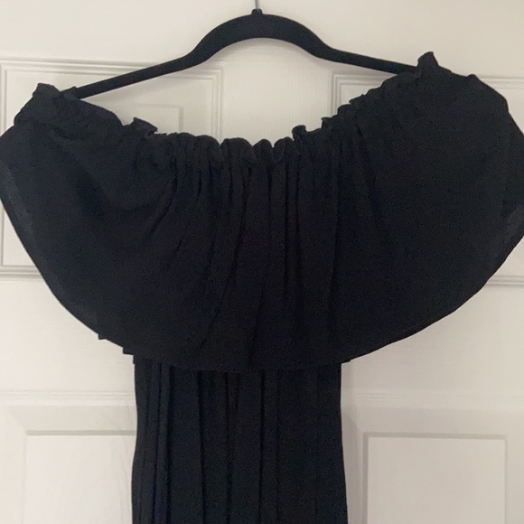 Off the shoulder ruffle layered dress - Picture 2 of 5